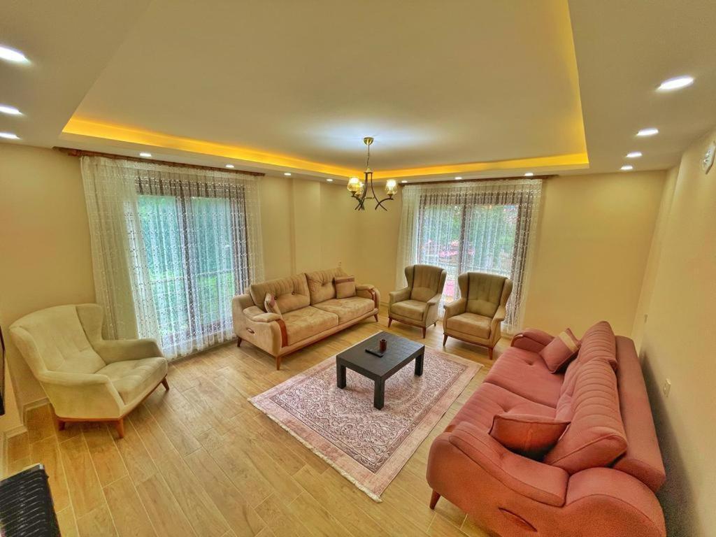 Zeren Pansiyon Kamalac Exterior foto