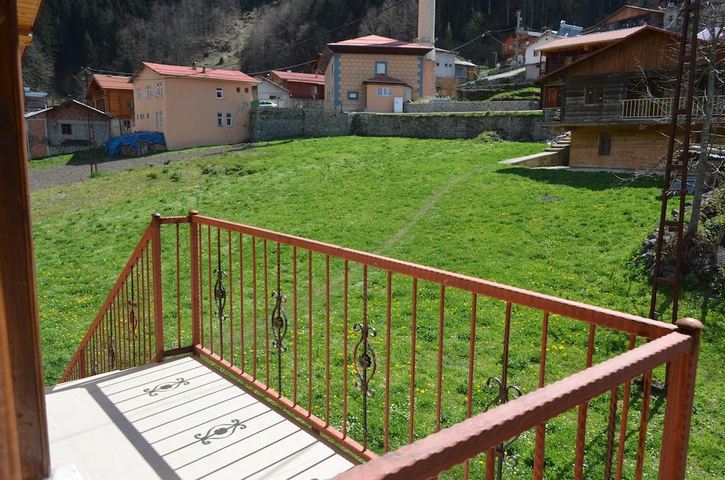 Zeren Pansiyon Kamalac Exterior foto